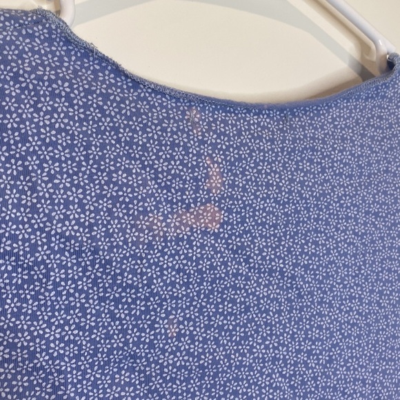 Floral Blue White Open Short Sleeve Crop Top | Brandy Melville | One Size - Picture 4 of 6